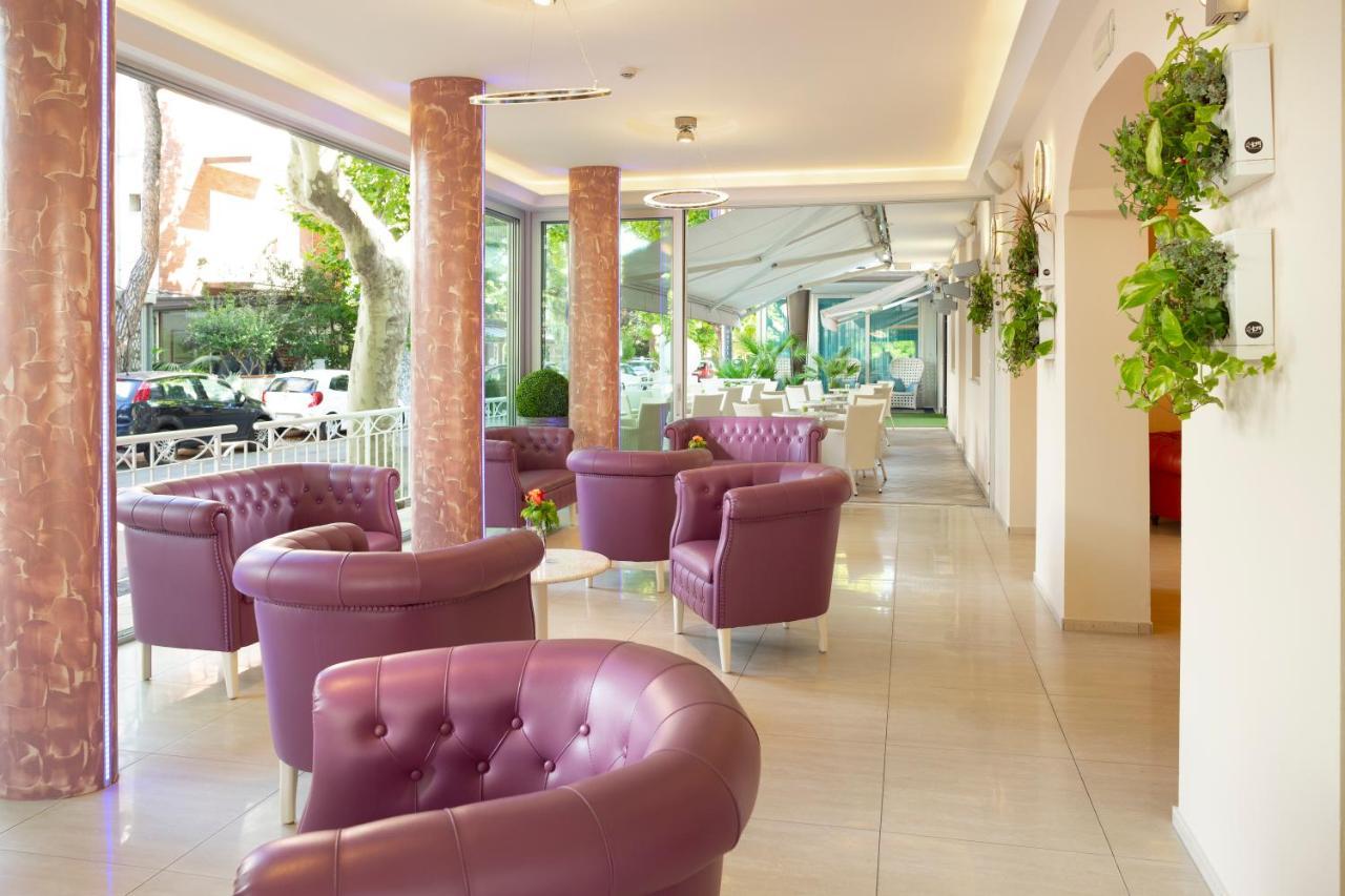 Hotel Castellucci Белларія-Іджеа-Марина Екстер'єр фото